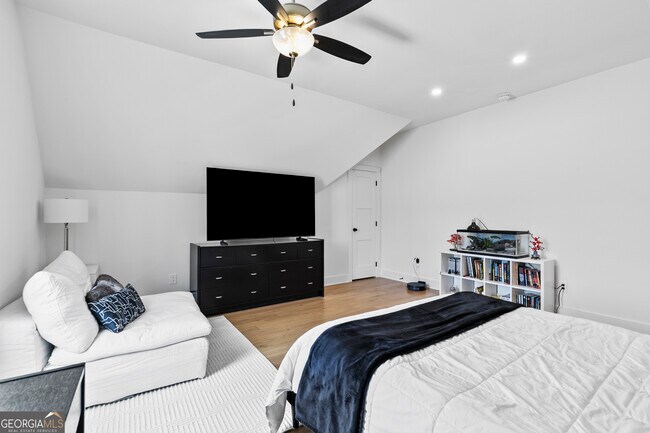 Building Photo - 202 Regester Wy