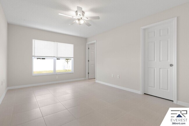 Building Photo - FULLY FENCED, LIKE NEW 3/2/1 TOWNHOUSE ON A CUL DE SAC IN BEAUTIFUL SEMINOLE WOODS