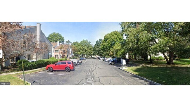 Building Photo - 364 Westwood Ave