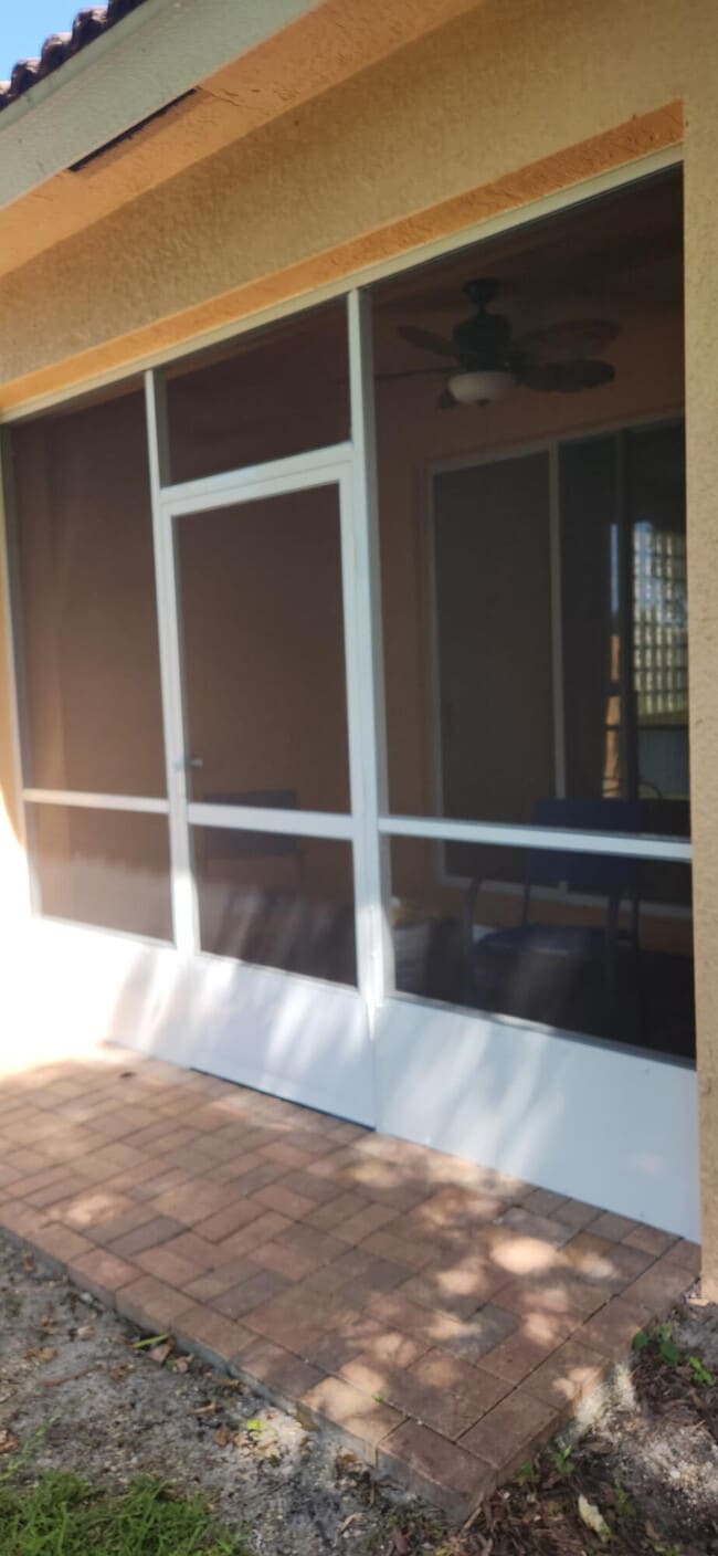Building Photo - 759 Gazetta Way