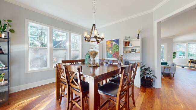 Building Photo - Luxury Home in gated Hampstead Community