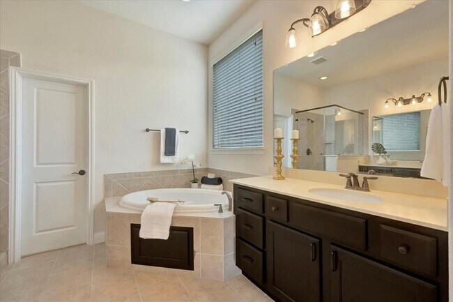 Building Photo - 5410 Marble Acres Ct
