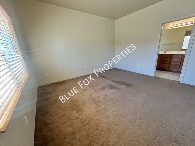 Building Photo - 5459 W Mosquito Dr