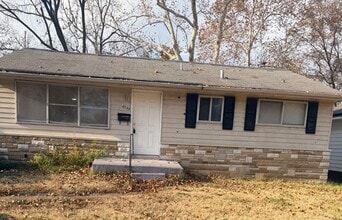 Building Photo - Charming 3 Bedroom 1 Bath Home for Rent Ready 1,300.00 Great Location