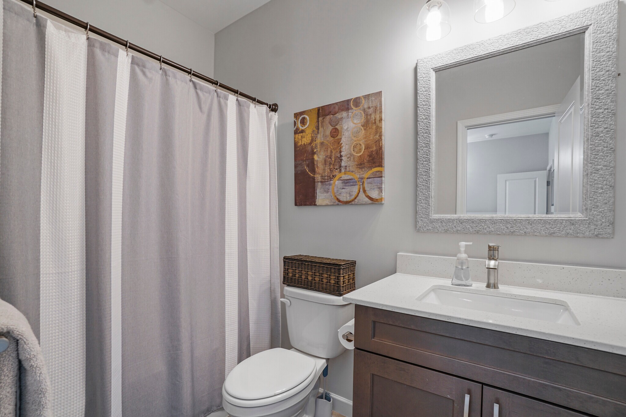 Upper Bathroom - 421 Retreat Ln