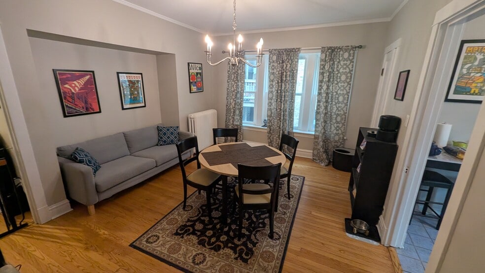 Dining room with alcove for couch (or desk or buffet) - 2176 W Windsor Ave