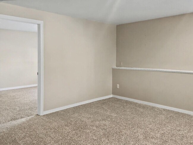 Building Photo - 6156-6158 Fairgrove St