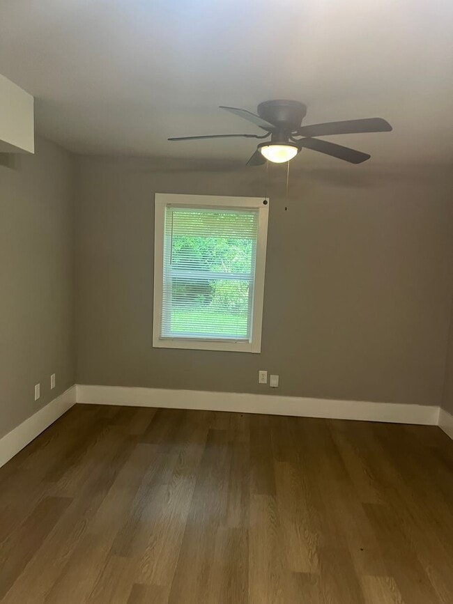 Building Photo - 2 BR/1BA | Newly Renovated Unit| In Scottsdale, Georgia