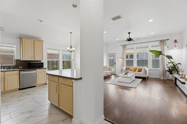 Building Photo - 4507 Fox River Trail
