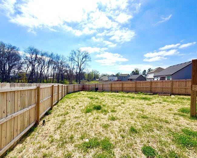 Building Photo - 2662 Scott Dr