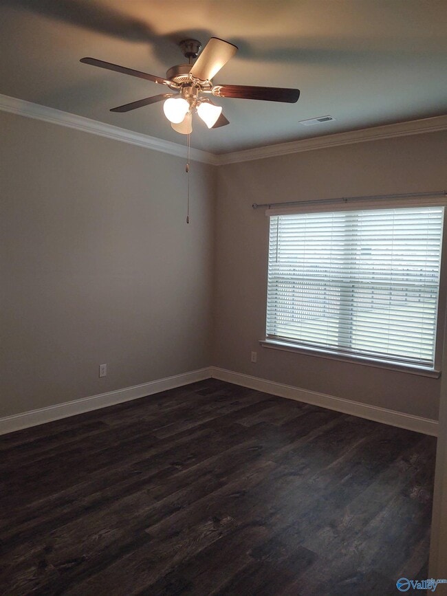 Building Photo - 152 Grey Fawn Trail