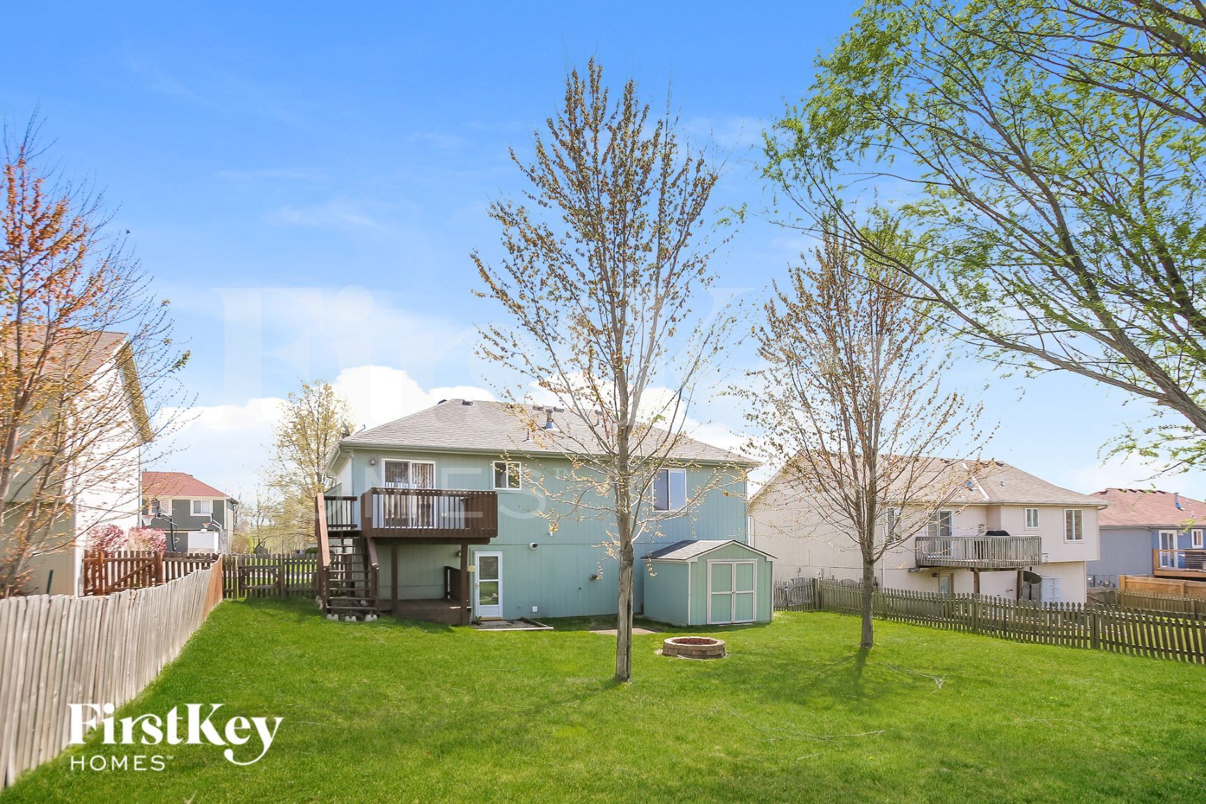 Building Photo - 11512 N Windsor Ave