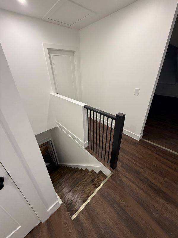 Building Photo - 285 Genesee St