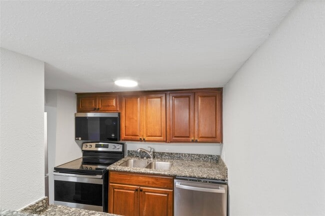 Building Photo - 2507 37th St