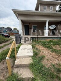 Building Photo - 112 Adler St