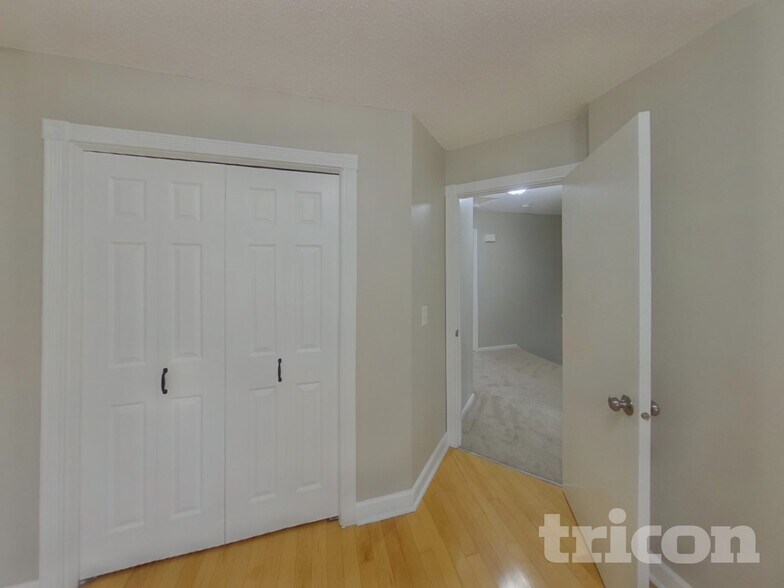 Building Photo - 2990 Payne Ave