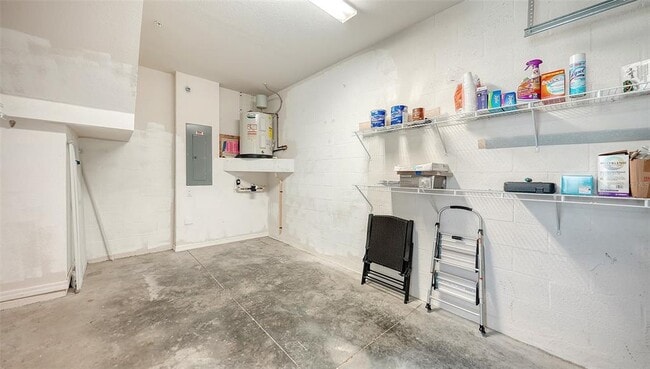 Building Photo - 7843 Moonstone Dr