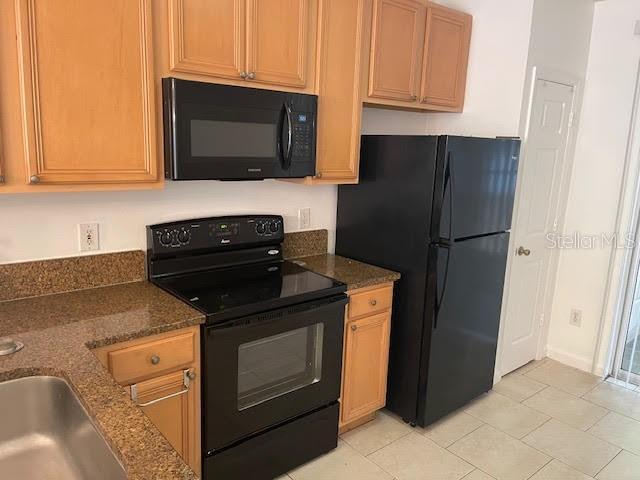 Building Photo - 915 Vineland Pl