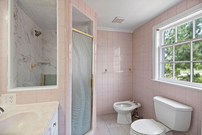 Building Photo - 3424 S MacGregor Way