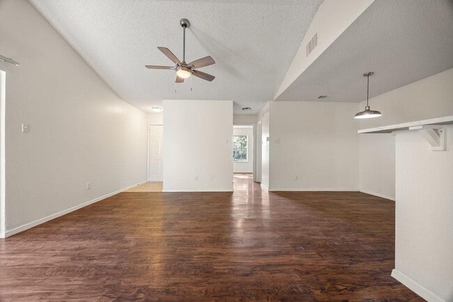 Building Photo - 8204 West Gate Blvd