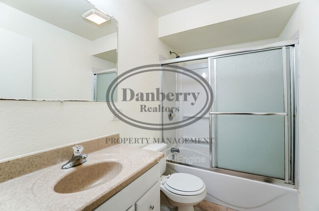 Building Photo - 919 Brookley Blvd