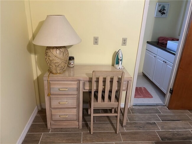 Building Photo - 9418 Fleming Grant Rd