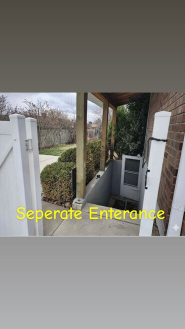 Building Photo - 2321 Harvest Ln