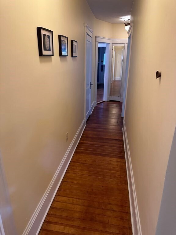 Building Photo - 31 Blakeslee St