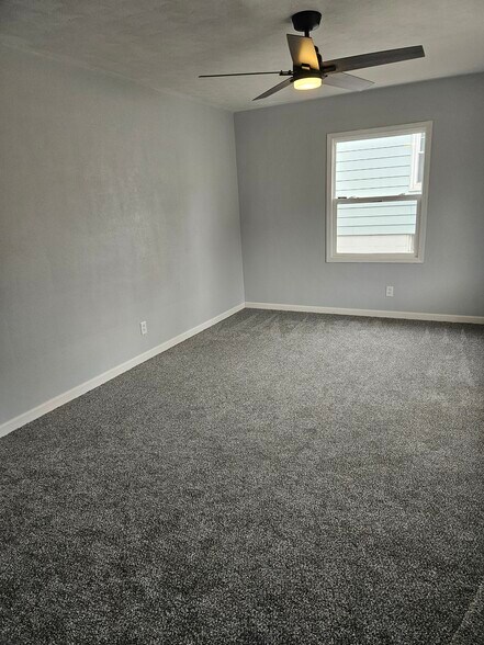 Building Photo - 926 Cimarron Dr