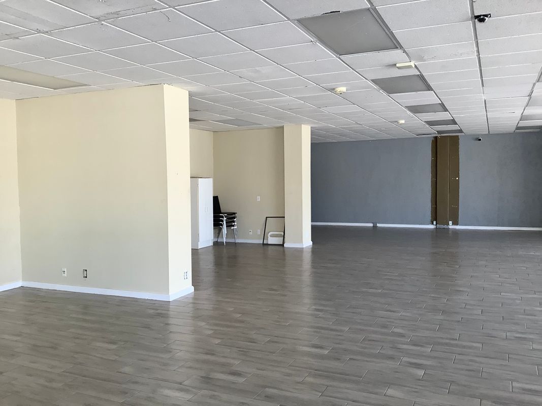 Building Photo - 66523 Pierson Blvd