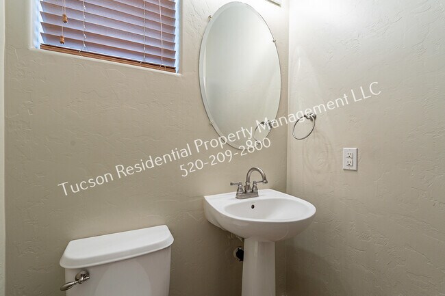 Building Photo - 505 East Calle Amura