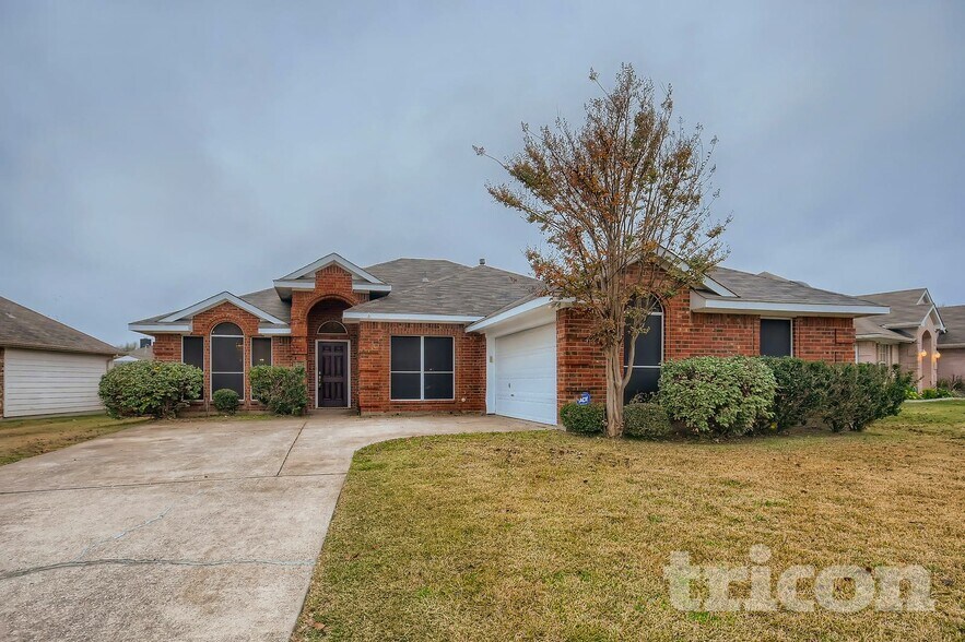 Building Photo - 2021 Cantura Dr