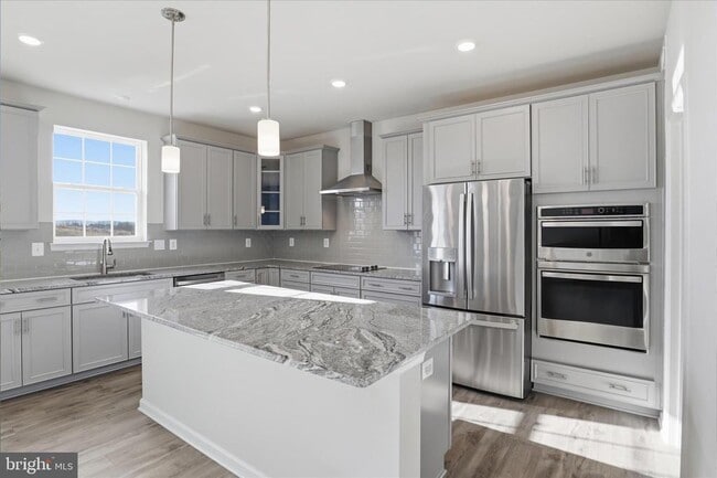 Building Photo - 889 Barksdale Dr