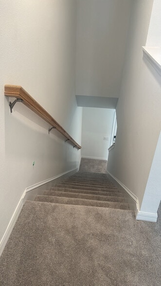 Building Photo - 3192 Skyline Lp