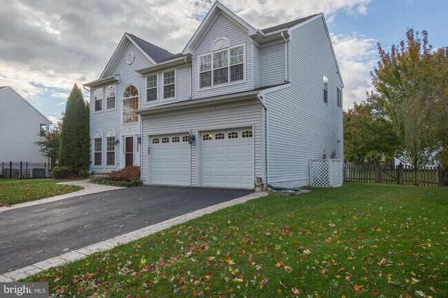 Building Photo - 105 Bridgette Pl NE