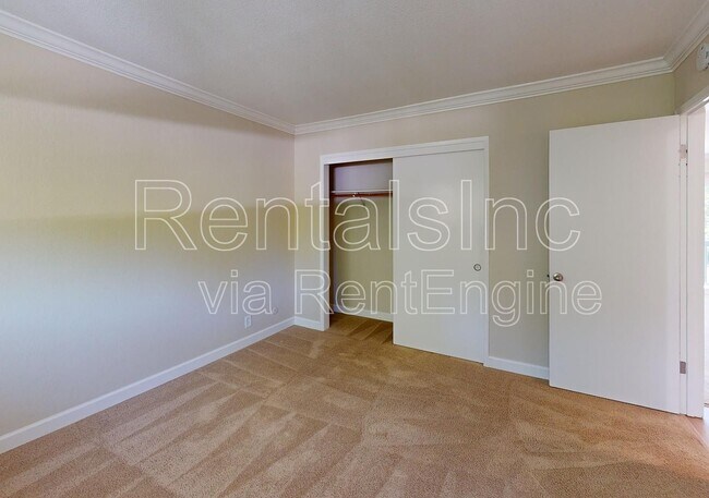 Building Photo - 998 Ignacio Blvd