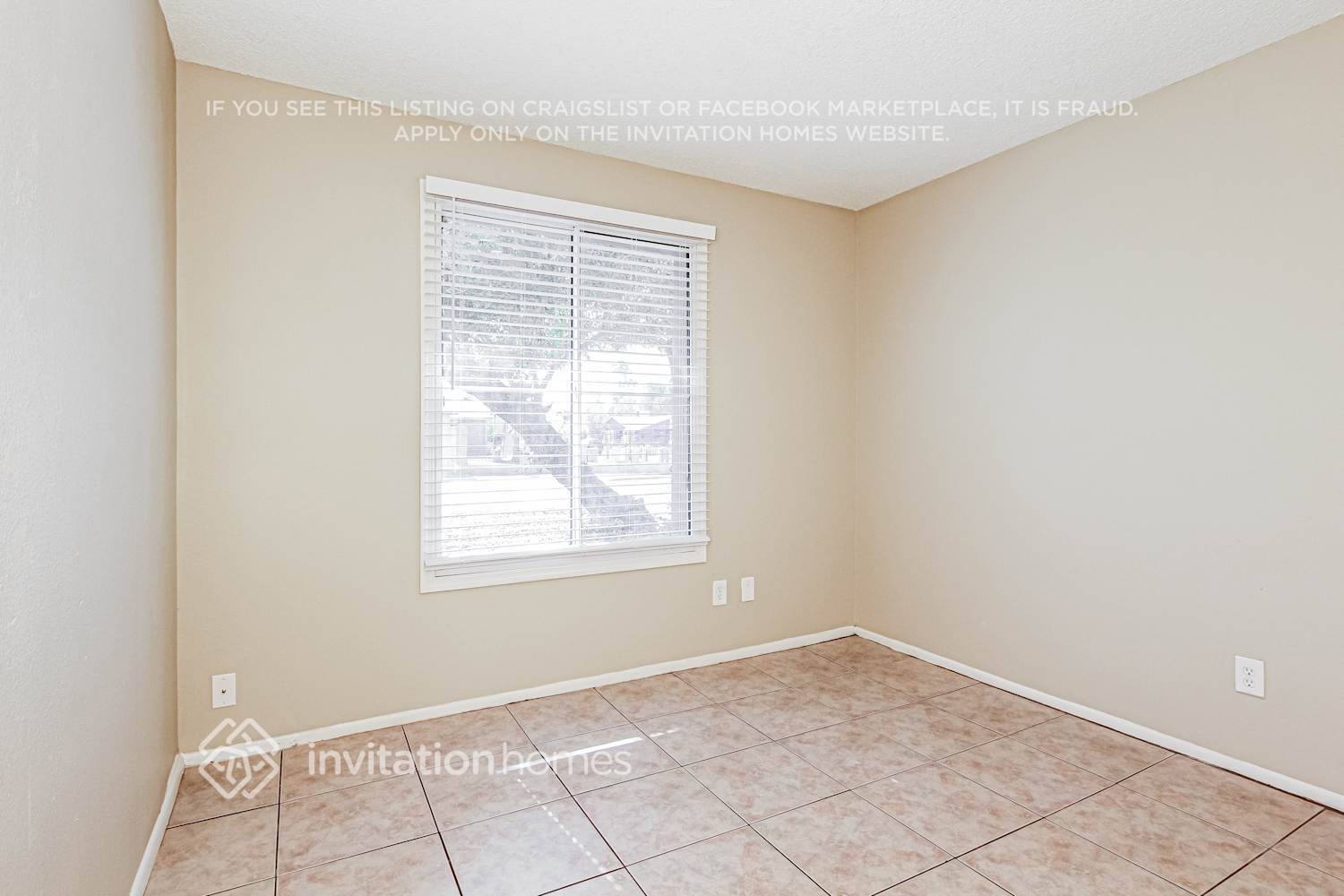 Building Photo - 6055 S 42nd St