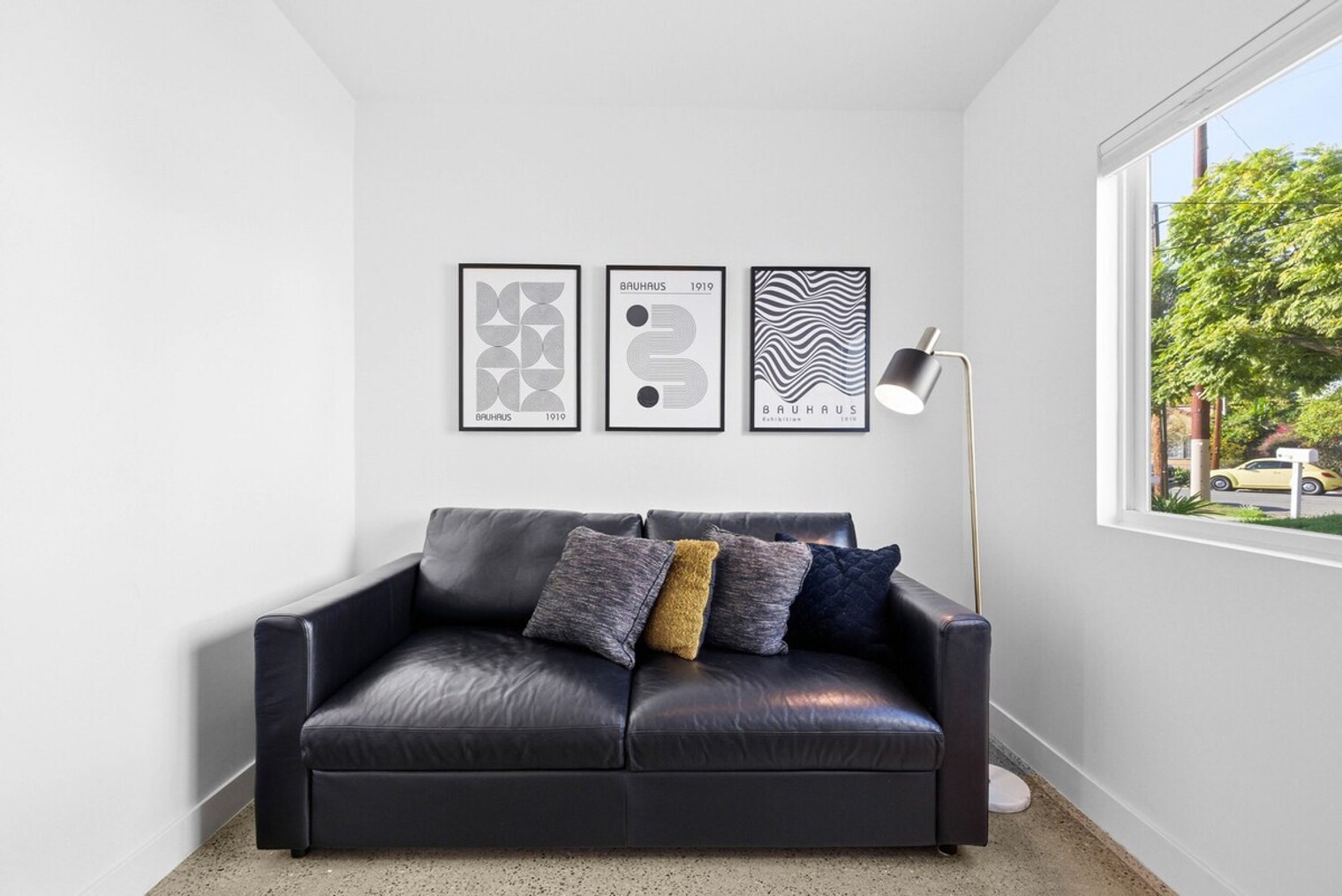 Building Photo - 5019 Hawley Blvd