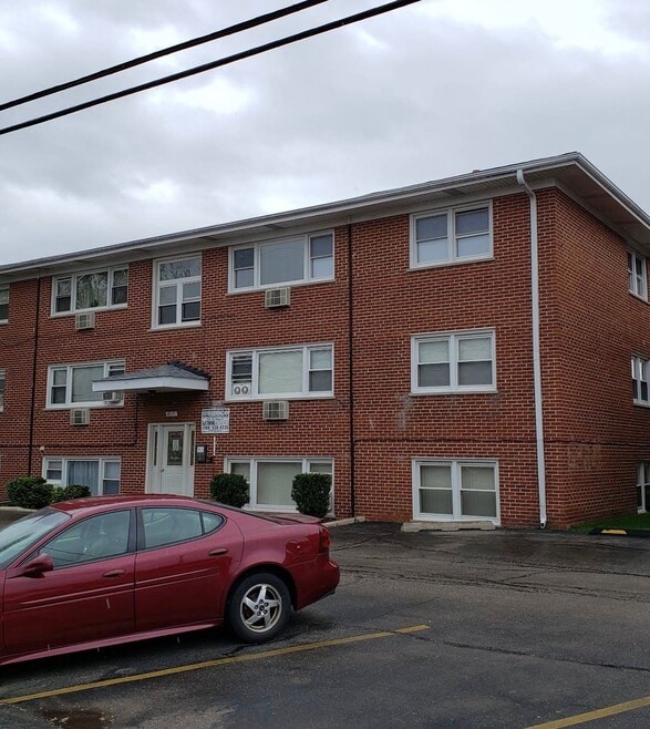 Building Photo - 10113 Hartford Ct