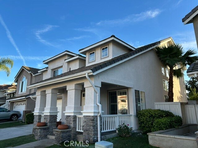 Building Photo - 10 Carriage Dr