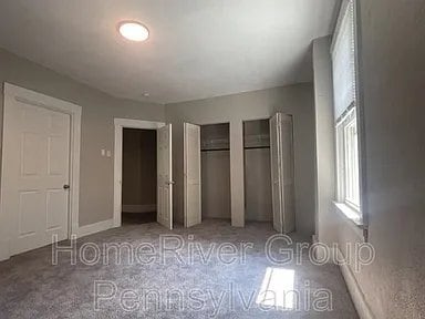 Building Photo - 211 Locust St