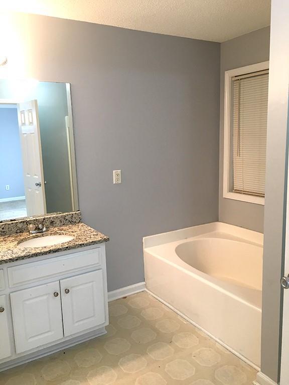 Building Photo - 2515 Freemans Walk Dr