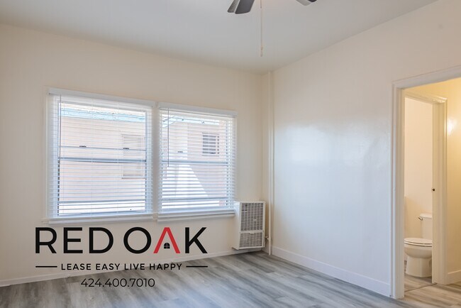 Building Photo - 147 Normandie Ave
