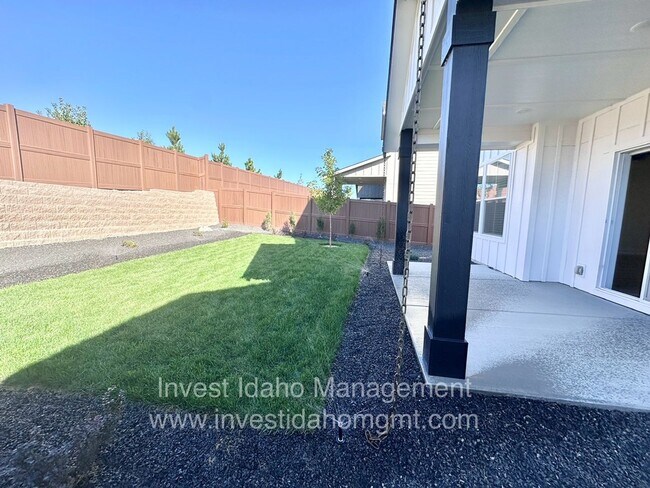 Building Photo - Prioritize comfortable living in this CBH home built in 2024!