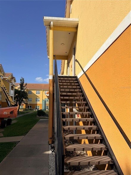 Building Photo - 10764 70th Ave N