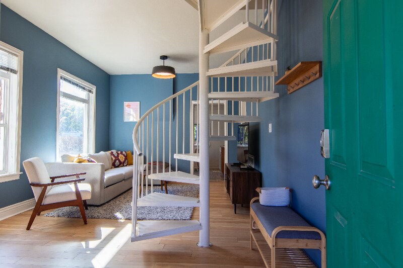 Building Photo - 1748 S 200 E