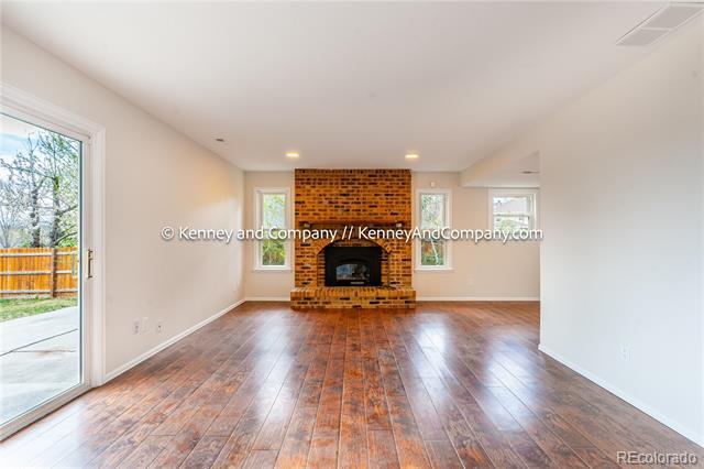 Building Photo - 693 Grey Eagle Cir S