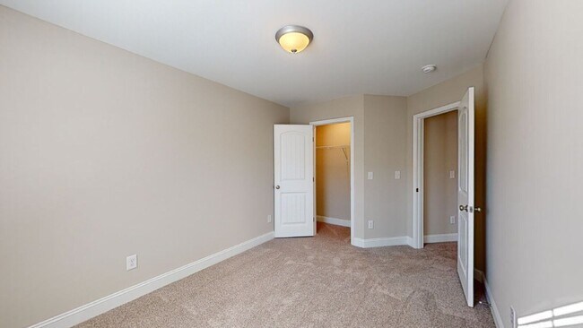 Building Photo - 2614 Virginia Mae Ln