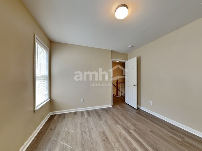 Building Photo - 1305 Tawny View Ln