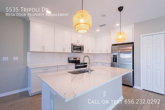 Building Photo - 5535 Tripoli Dr